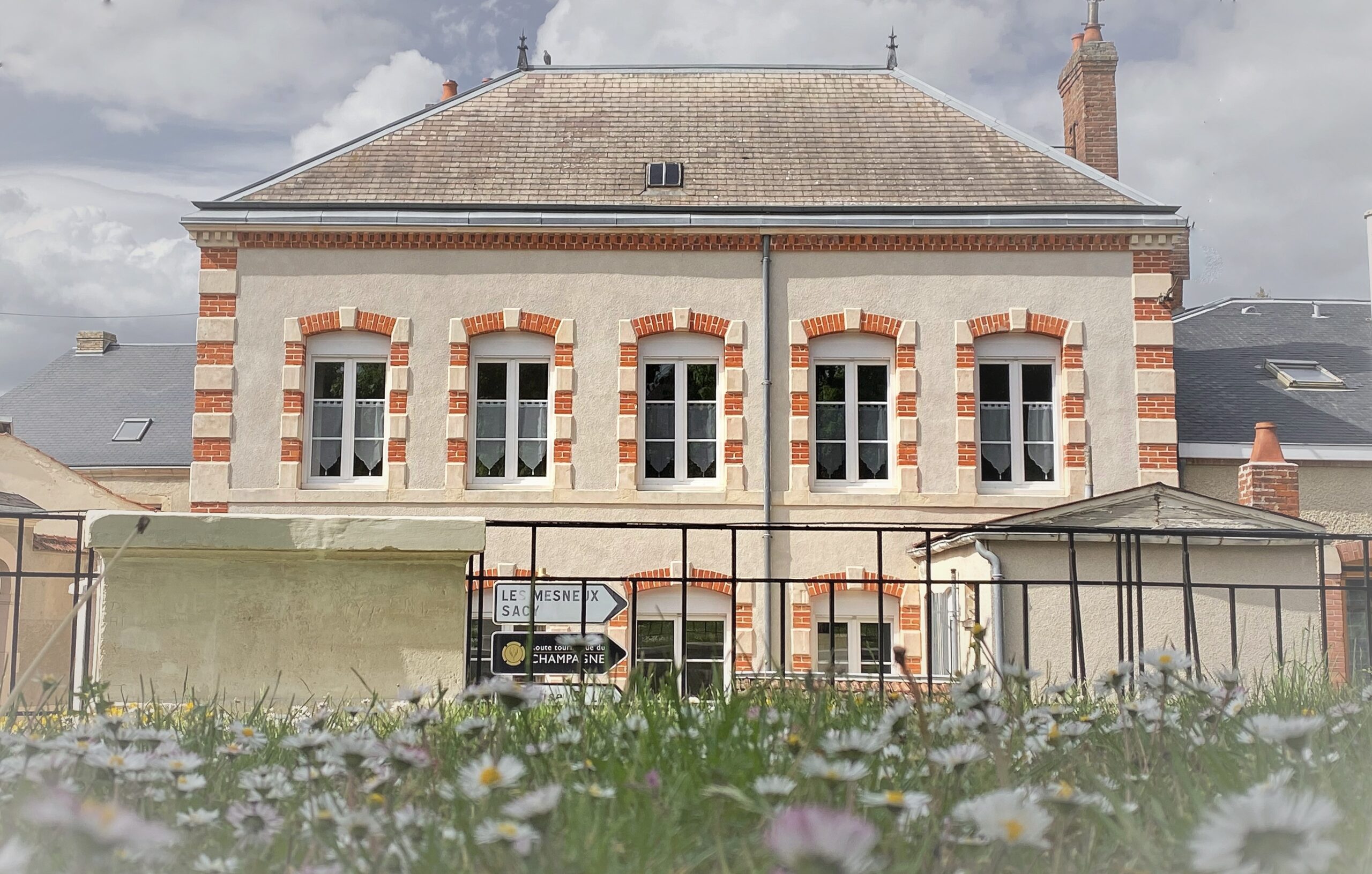 L’Instant À Venir